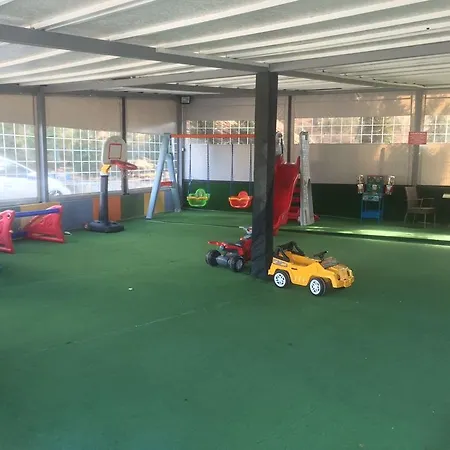 ホテル Yeni Truva *