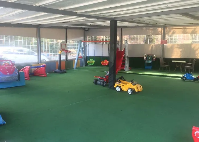 ホテル Yeni Truva *