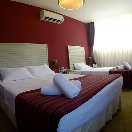 Yeni Truva Hotel *